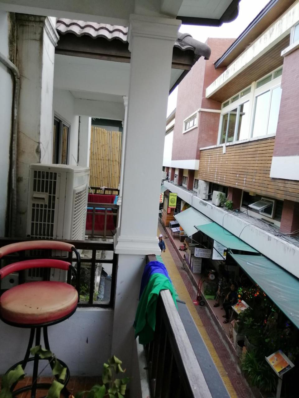 Neverland Dorm Phi Phi Don Exterior photo