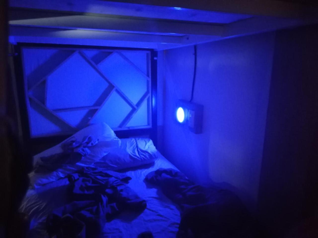 Neverland Dorm Phi Phi Don Exterior photo